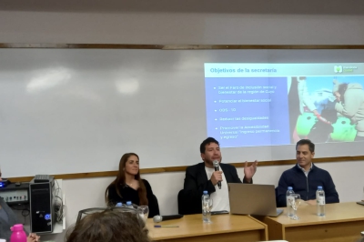 Charla: “Nuevos paradigmas de inclusión social. Camino al bienestar y políticas públicas”